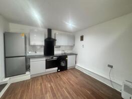 87, Hillcross Avenue, Morden SM4 4AY