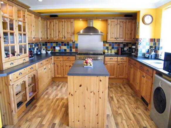 Kitchen 3