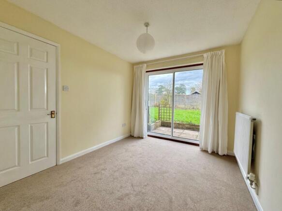 Hawthorn Drive, Melton Mowbray photo 4