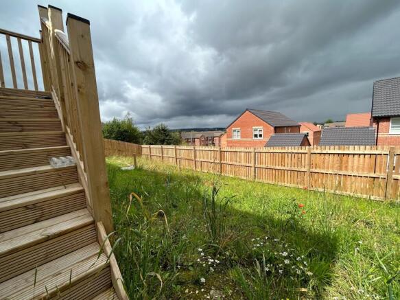 3 bed House to rent Image 10