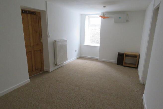 Bedroom On Low...