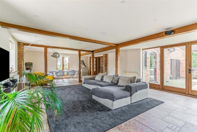 74037_High-Barn-Lower-Spring (5).jpg