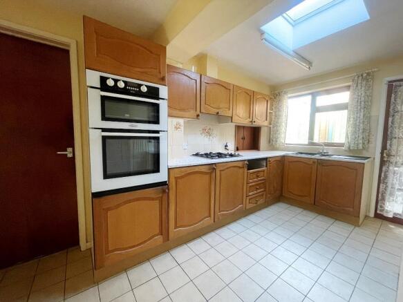 Kitchen.JPEG