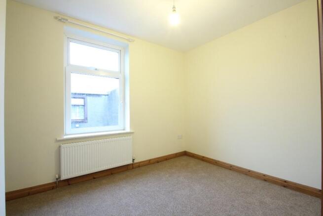 REAR BEDROOM