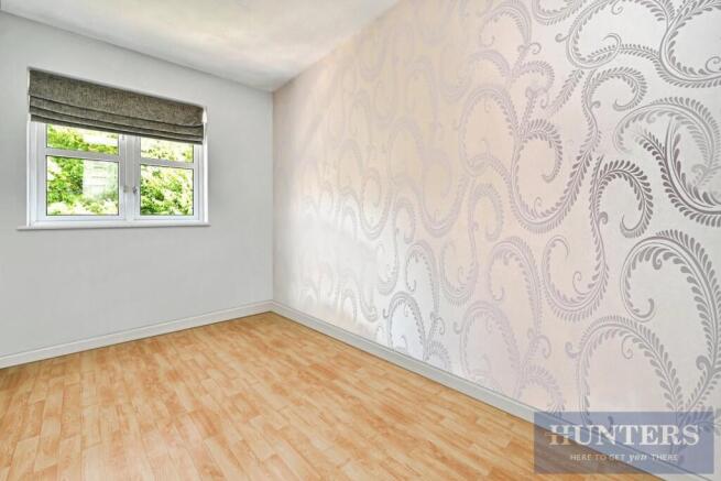 4 bed Detached for sale Image 11