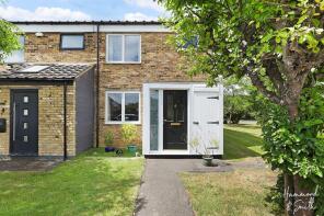 21, Highfield Green, Epping CM16 5HD