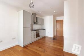 Flat 11, 16 20 Portman House, Victoria Road, Romford RM1 2EQ