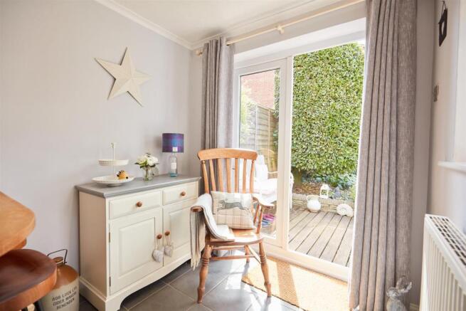 Kitchen breakfast room