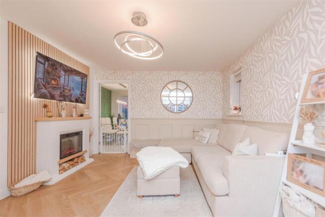 3 Davies Close, Hugglescote