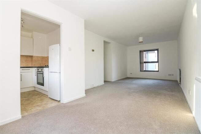 Sitting/Dining Room