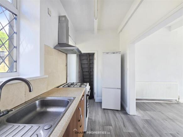 3 bed Terraced for sale Image 7