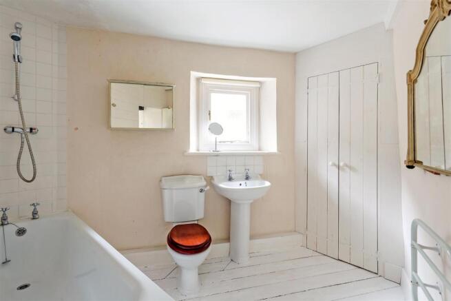 Crocus Cottage 14764