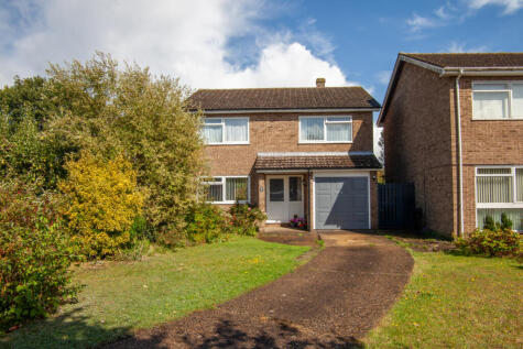 Tennyson Close, Woodbridge, IP12 4LB