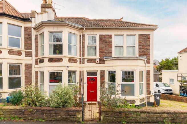 G5F0G3RHD - External C.jpg