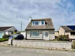 7 Woodstock, Francis Avenue, Fairbourne LL38 2EQ