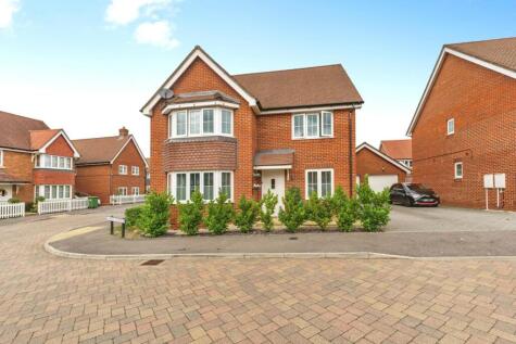 Charman Gardens, Ifield, Crawley, West Sussex, RH11