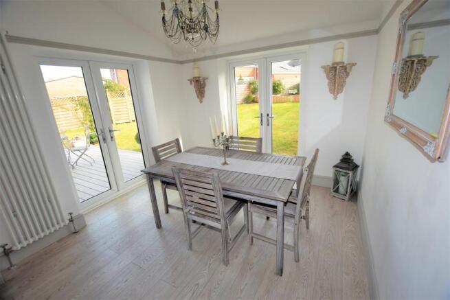 Living/Dining Room