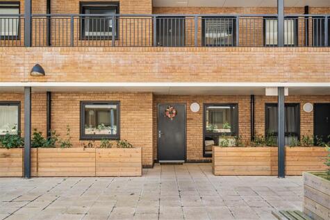 Thimble Crescent, Wallington
