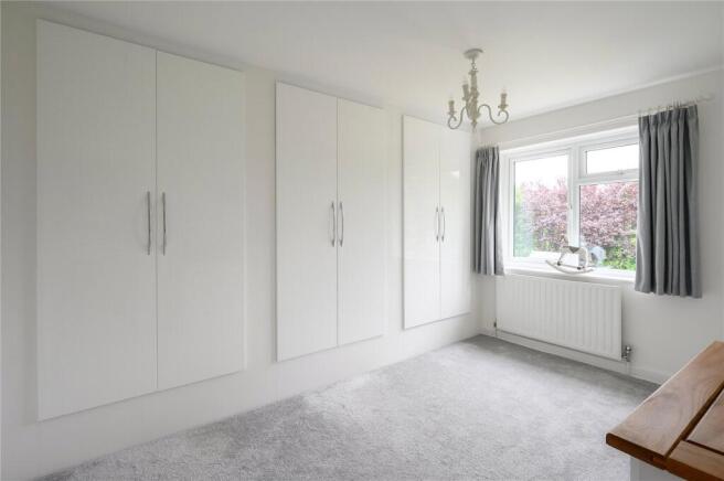 4 bed Semi-Detached for sale Image 10