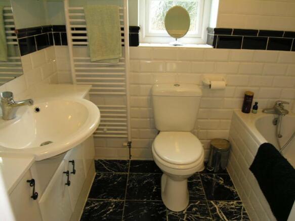 Photo 12