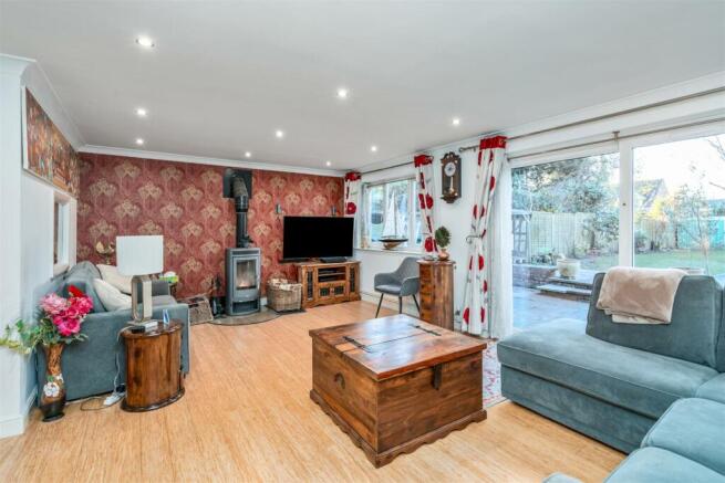 2318 Stratford Road-1_lo.jpg