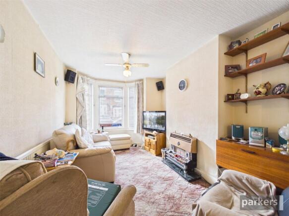 Bishops Road, Reading, Berkshire, RG6 photo 2