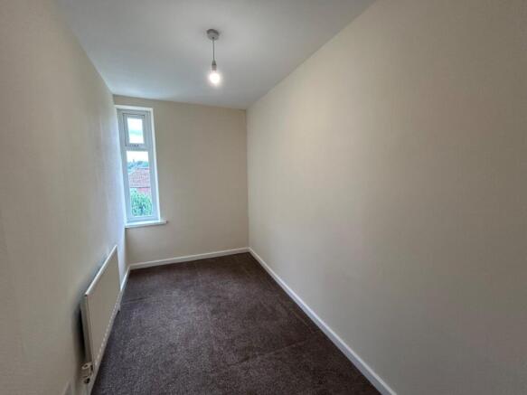 2 bed Terraced to rent Image 11