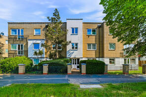 6, 1525 Legra Grange, London Road, Leigh-on-sea SS9 2SU