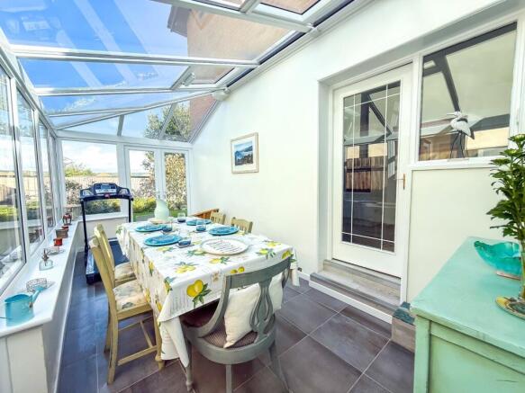 White Oak Way, Nailsea, North Somerset, BS48 photo 4