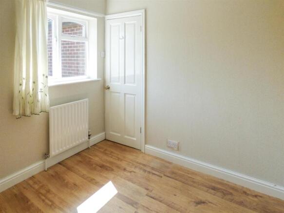 Bedroom 4.jpg