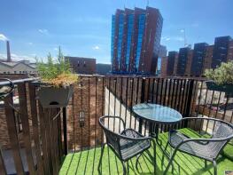 Flat 305, 1, Lockgate Mews, Manchester M4 6GE
