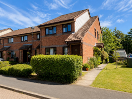 2, Waterloo Way, Ringwood BH24 1FE
