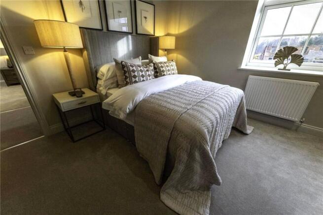 4 bed Semi-Detached for sale Image 10