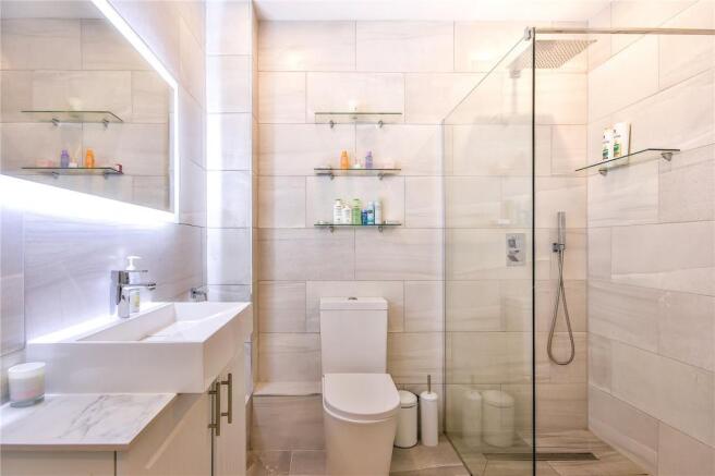 Bed 1 En-Suite