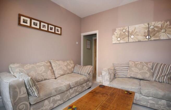 LOUNGE 3