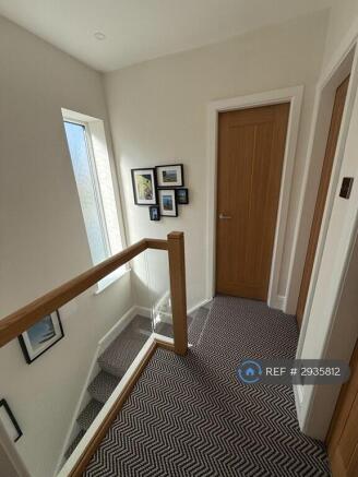 3 bed Semi-Detached to rent Image 4