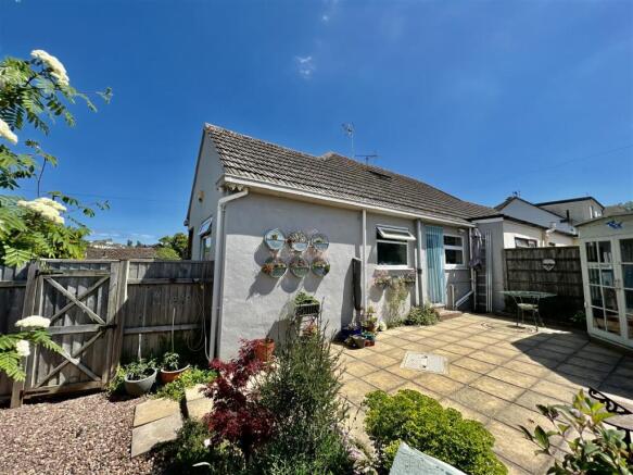 9 Mayflower Drive 32.JPG