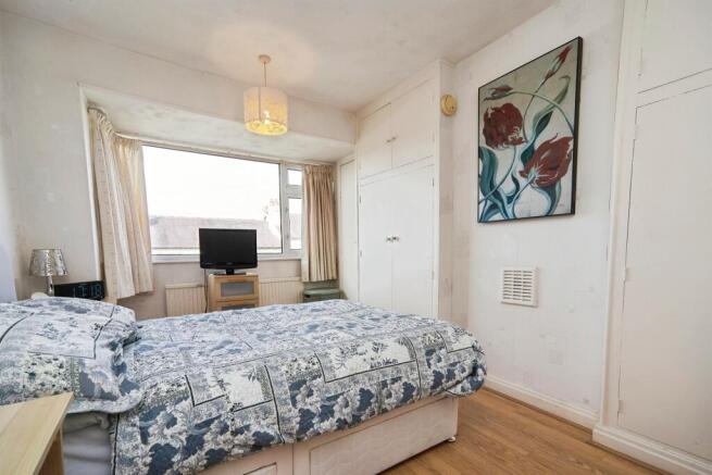 3 bed Semi-Detached for sale Image 12