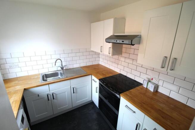Pavilion Way, Edgware, HA8 photo 4