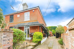 3, Swaythling Road, Southampton SO30 3AE