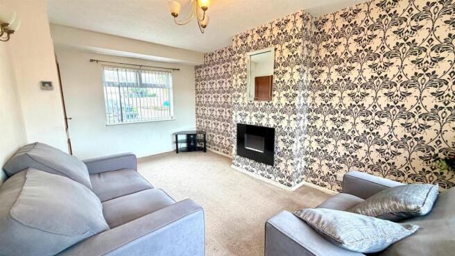 DOUBLE ASPECT LOUNGE