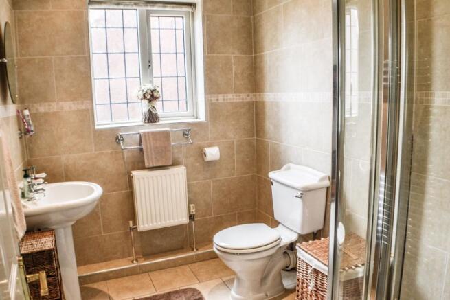 Master En-suite