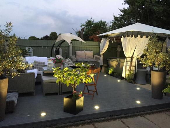 garden night3.jpg
