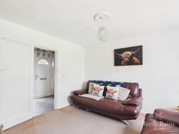 3 bed Semi-Detached for sale Image 4