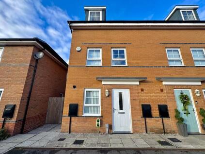 Thorn Tree Drive, Thornton, L23