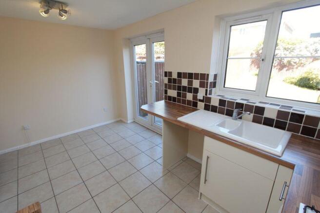 Kitchen/Dining...