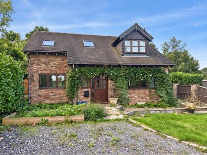 Lake Road, Rudyard, Staffordshire, ST13 8RN