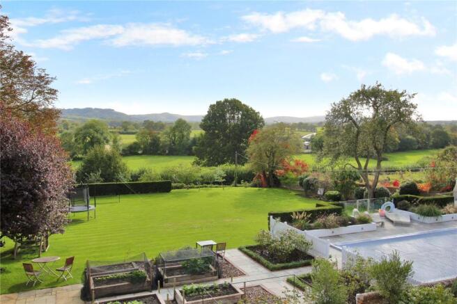 Garden & View
