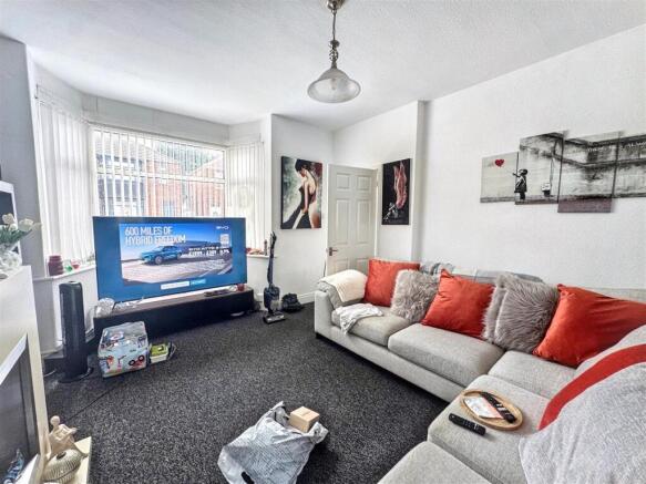 3 bed Semi-Detached for sale Image 7