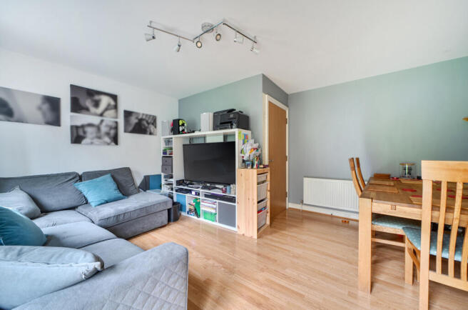 1388511-15-69429d...